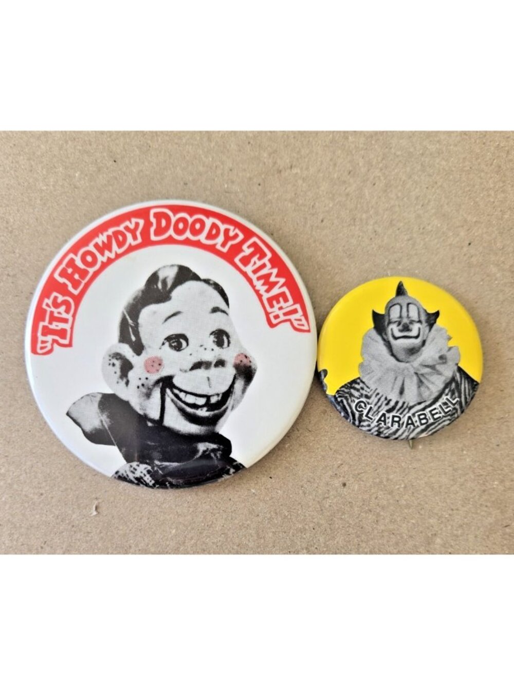 Vintage Howdy Doody 3" & Clarabell The Clown 1.5" Pinback Button Lot NBC Slater